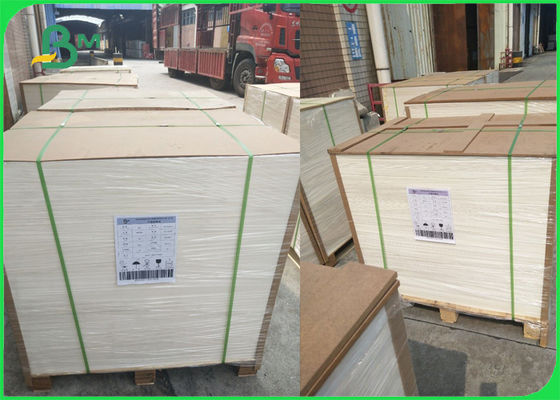 Carton blanc non-enduit 1.5mm de double côté conseil blanc de 70 x de 100cm