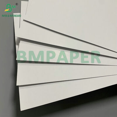 Papier à haute opacité 310 gm 320 gm Carte de jeu à noyau bleu