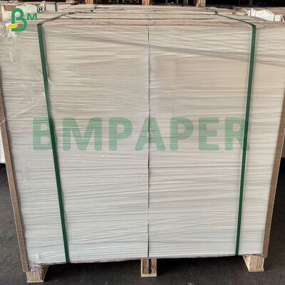 390gm Carton à rouleaux blancs 455mm x 650mm Carton pliable non recouvert (Uc2)