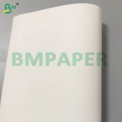 787 mm*1092 mm Feuille de papier d'emballage alimentaire résistant aux graisses et non collant