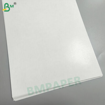 Carton pour cartes à jouer 310gsm Noyau Noir TCG Papier lisse pour cartes à jouer Brillant recto verso