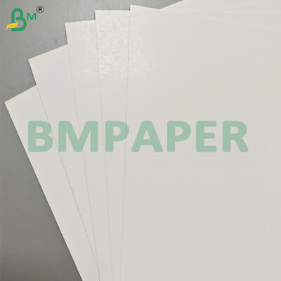 Feuilles de papier d'art glacé couché sur deux côtés de 180 g/m² pour magazines