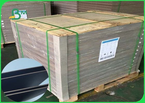 Le FSC a approuvé l'épaisseur différente de panneau d'obligatoire de livre/de panneau carton de noir adaptée aux besoins du client