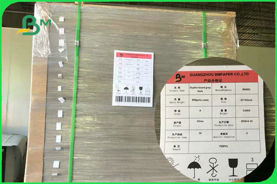 Carton rigide 2.0mm de vernis brillant coloré de FSC pour des boîte-cadeau de Noël