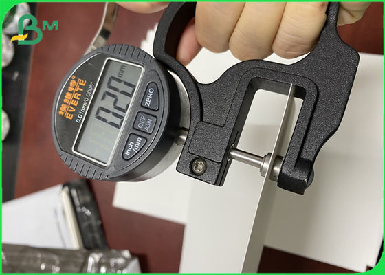 Taille 200um d'A3 A4 n'imperméabiliser aucun laser de papier de synthétique d'ANIMAL FAMILIER de larme imprimable