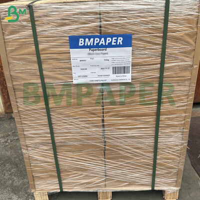 300 grammes de papier blanc à l'aquarelle à l'eau froide.