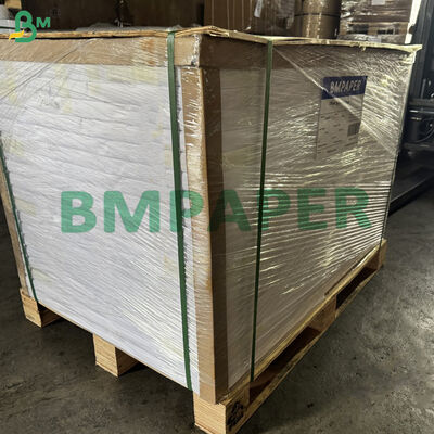 100+100+100g 3 couches de carton ondulé blanc pour les doublures de boîte à lèvres 24' x 36' E flûte